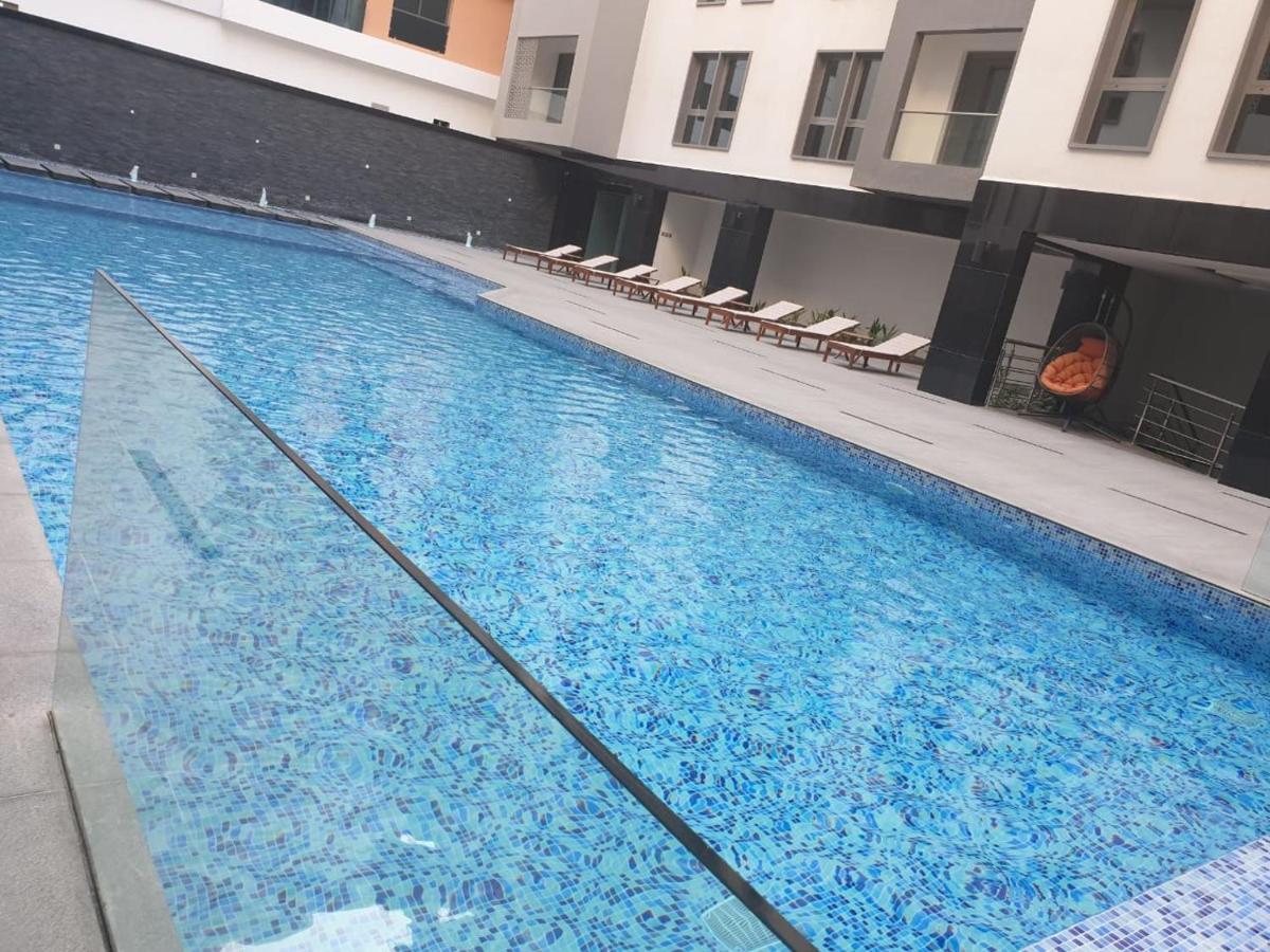 Brand New Oxygen Hills Complex! 10 Mins From Airport And Downtown